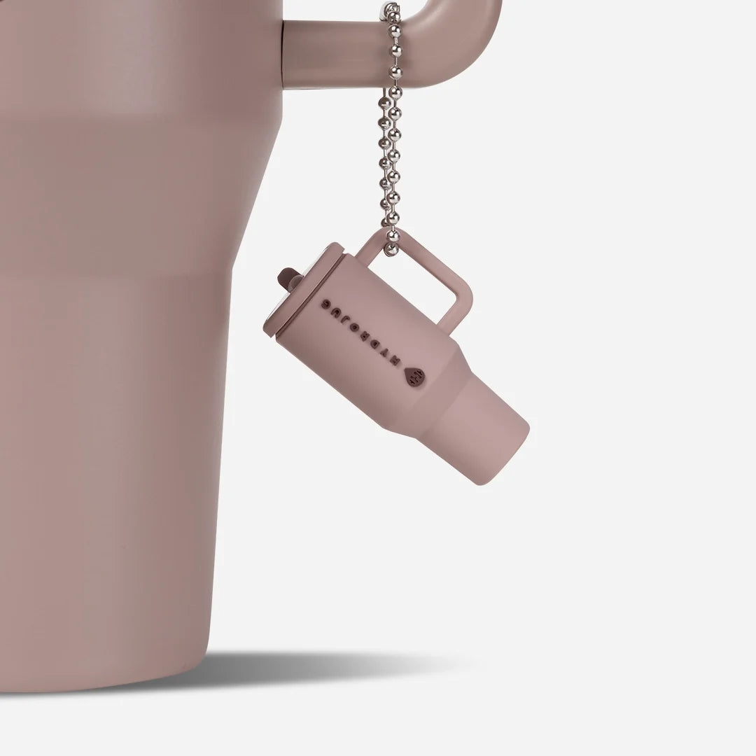 traveler-keychain-o1 Web-TravelerKeychainPhotos-Mauve2.webp