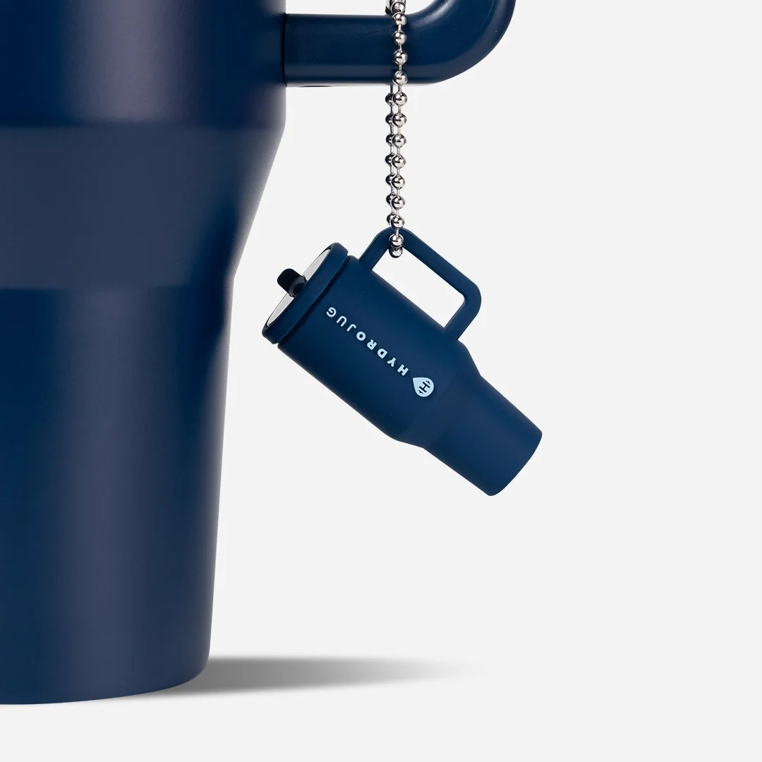traveler-keychain-o1 Web-TravelerKeychainPhotos-Navy2.webp